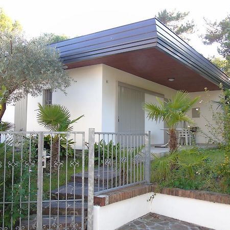 Villa Petra Линяно Сабиадоро Екстериор снимка